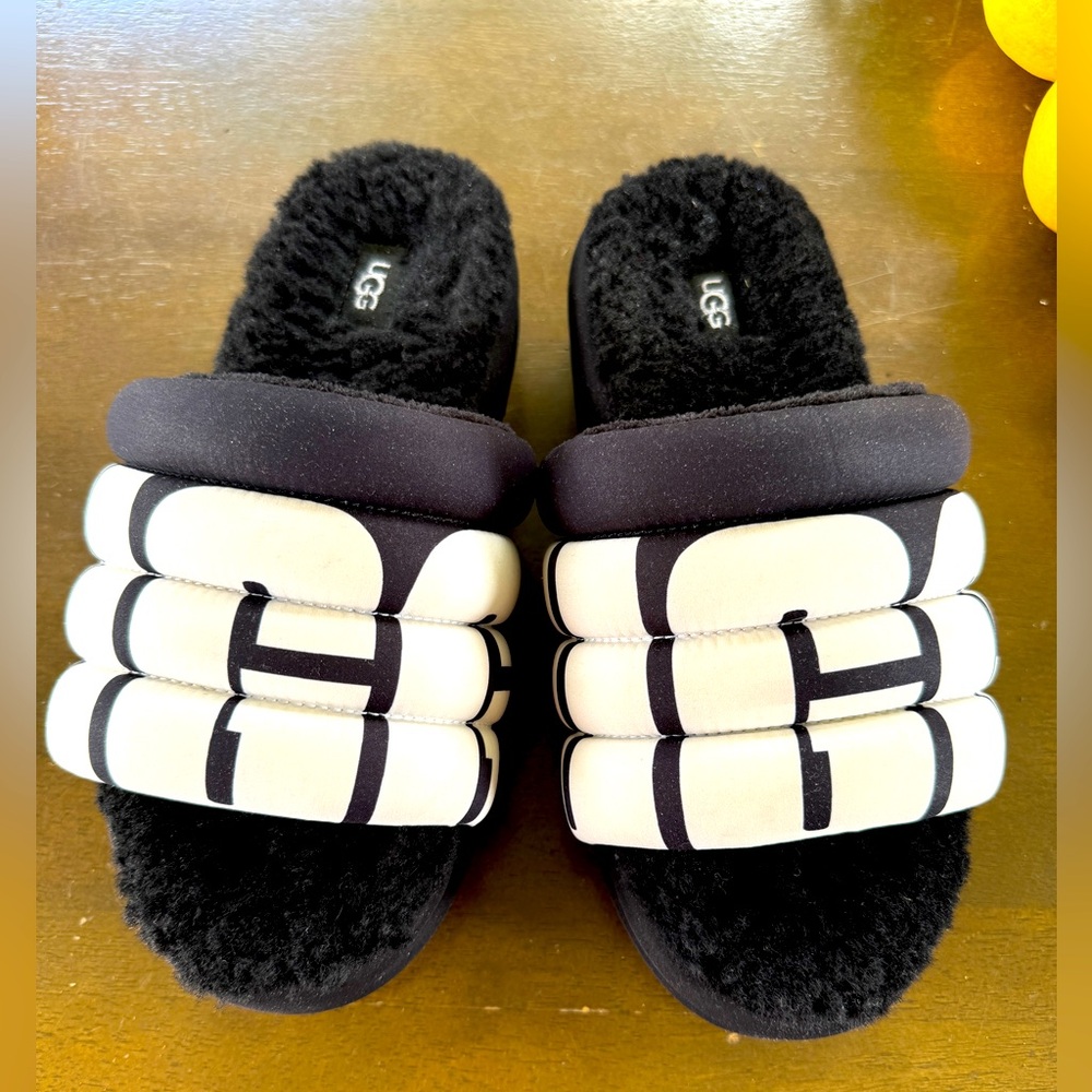 UGG Black Fluff Slippers - Size 7.5
